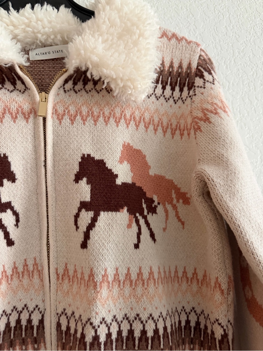 Altar'd State Cream Zip-Front Horse Motif Sherpa Collar Jacket - Picture 4 of 9